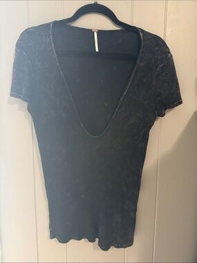 Free people Deep V Ribbed Short Sleeve Women's Top - Black
